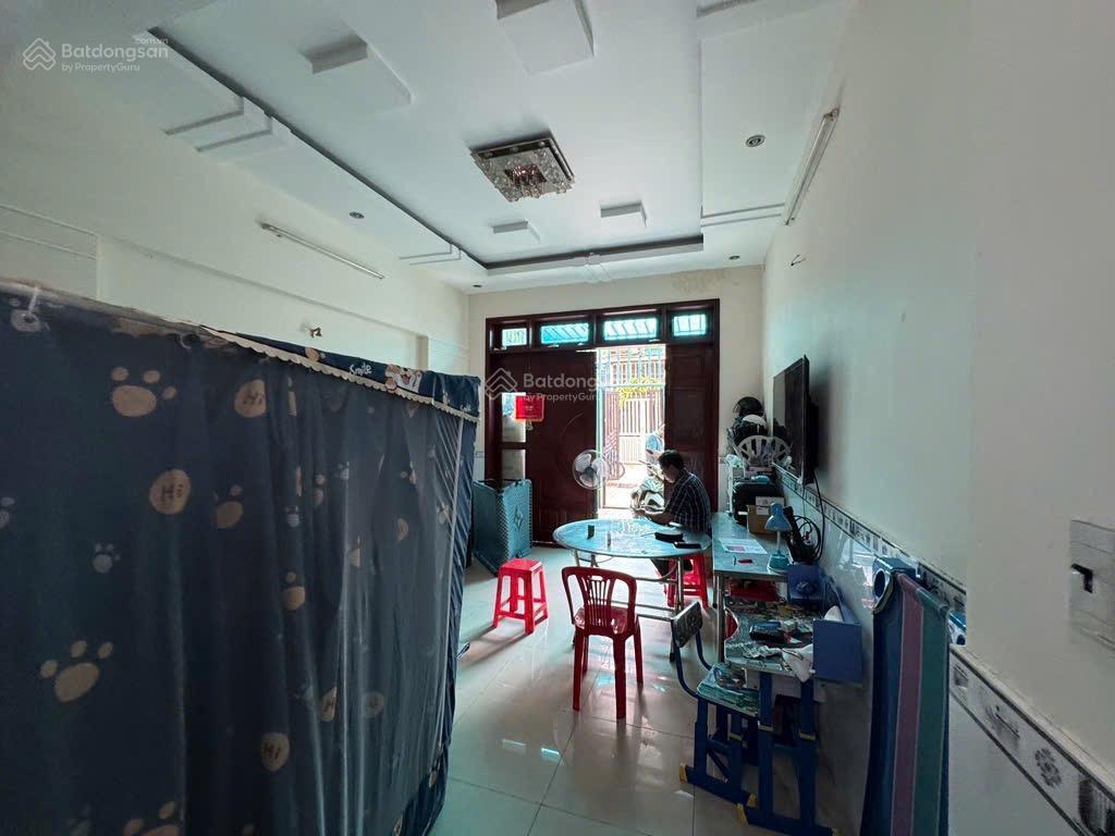 Nhà 2 tầng đường thạnh lộc 22 phường thạnh lộc, q12, dt 72m2 (4mx17,7m) hẻm ôtô 5,1tỷ