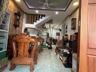 Nhà biệt thự đường hà huy giáp phường thạnh xuân, q12 ,dt 95m2(7mx14m) hẻm 8m 7,6 tỷ