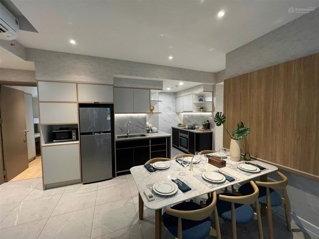 Bán căn hộ 3pn  2vs. giá 9 tỷ. dt 102m. đc goldseason, thanh xuân. sẵn sổ, full nội thất.