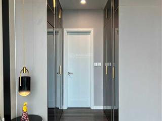 Chính chủ bán ch 100m2 (2n 2vs). giá 7,8 tỷ. đc bamboo airway tower  265 cầu giấy. full nội thất