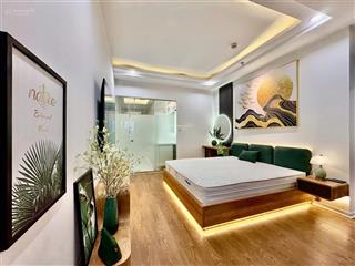 Chính chủ bán căn hộ (3n  2vs) dt 120m2. giá 12,5 tỷ. đc golden palm lê văn lương. full nội thất