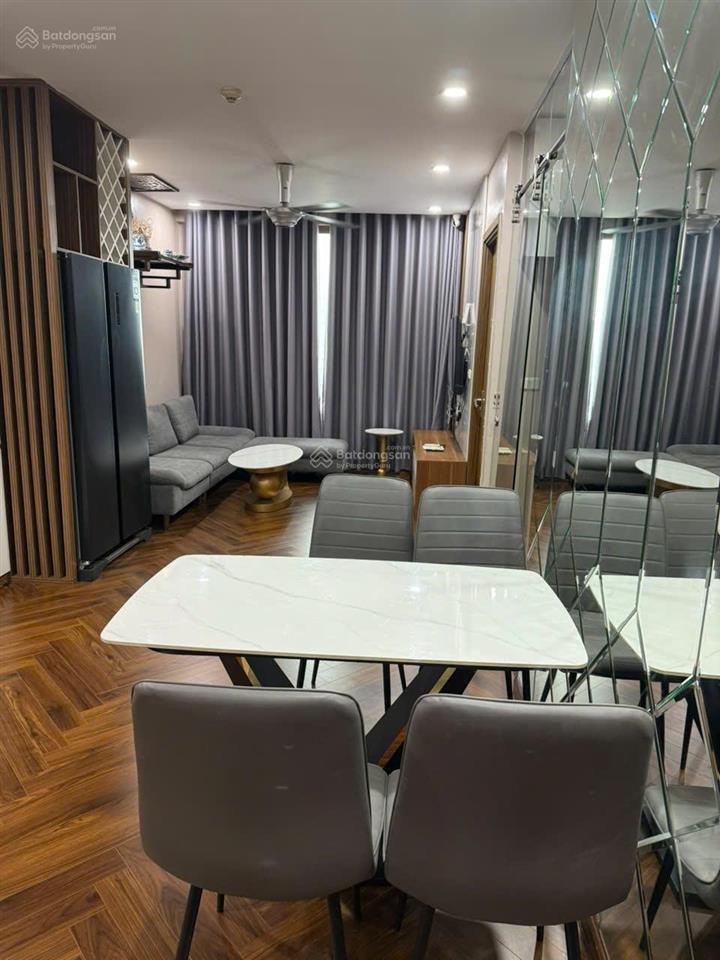 Chính chủ bán ch 2n  2vs. 70m2. giá 5,9 tỷ. đc ecogreen city 286 nguyễn xiển. nội thất đầy đủ