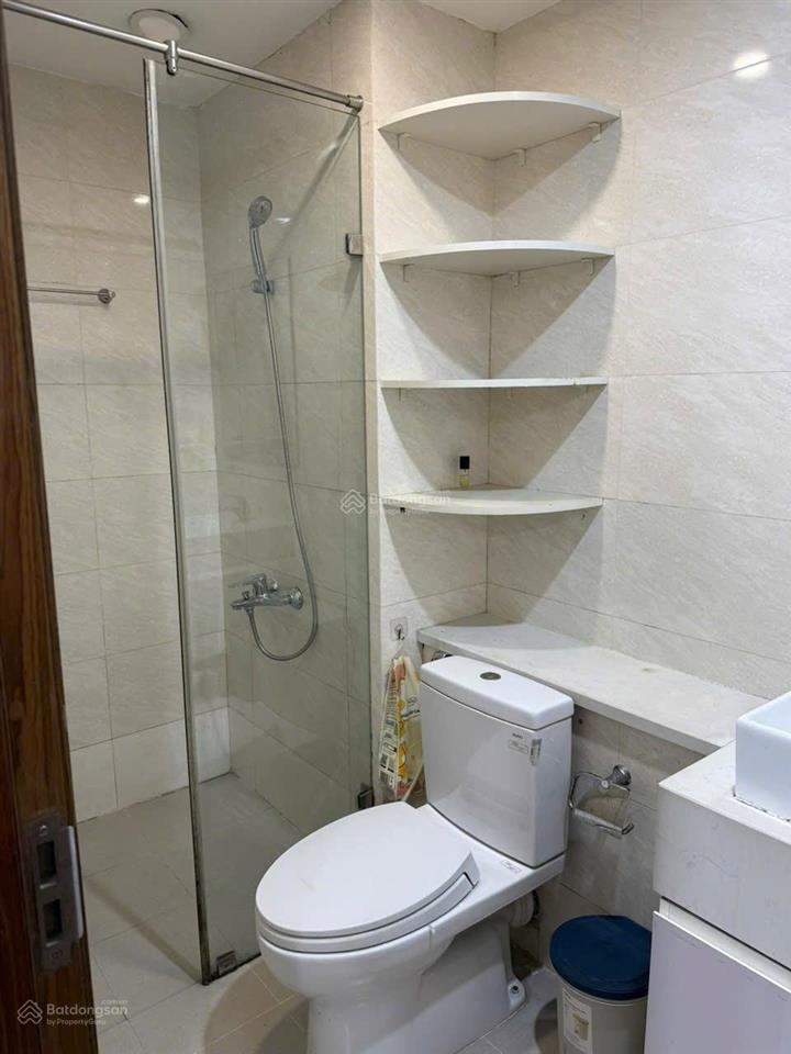 Chính chủ bán ch 2n  2vs. 70m2. giá 5,9 tỷ. đc ecogreen city 286 nguyễn xiển. nội thất đầy đủ