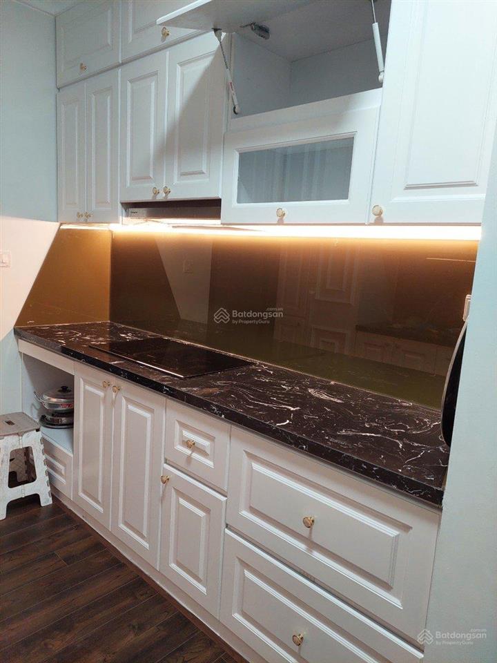 Chính chủ bán ch (2n  2vs) dt 85m2. giá 7,2 tỷ. đc c37  bắc hà, tố hữu. nội thất đầy đủ