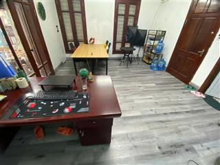 Cho thuê văn phòng, phạm tuấn tài, cầu giấy 35m2, tầng 2, giá 5 tr, ba mặt thoáng