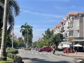 Biệt thự  him lam kênh tẻ  có hợp đồng thuê 80 triệu/tháng  thang máy  ở và làm văn phòng