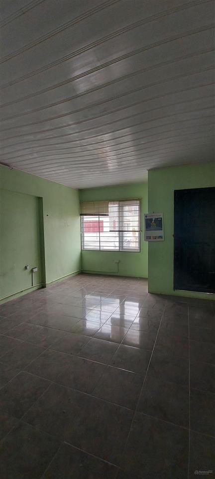 Chính chủ bán lk kđt văn phú hà đông. dt 90m. 4 tầng. mặt tiền 4.5m. giá hơn 19 tỷ còn tl