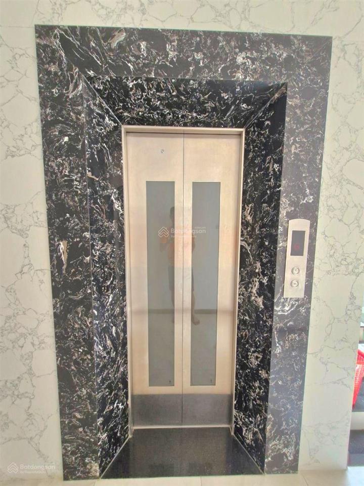 Nhà đẹp 5 tầng 5 x 20m kdc dương hồng bình hưng, bc gần bến xe q8