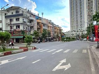 Bán nhà 5 tầng ngang 8m, có dòng tiền 100 triệu/1 tháng đường tạ quang bửu quận 8