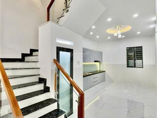 Gấp bán nhà hxh 4 tầng 4 x 15 âu dương lân quận 8, gần parc mall tạ quang bửu