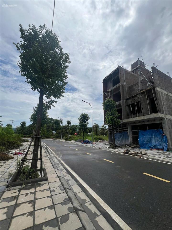 Downtowntổng hợp bảng hàng chính chủ cần bán giá tốt, cắt lỗ sâu 0976 698 ***