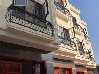 Cc bán nhà 35m cuối đồng mai p yên nghĩa ôtô đỗ cửa,gần chợ,điểm bus,10p đi yên nghĩa,ga tàu điện