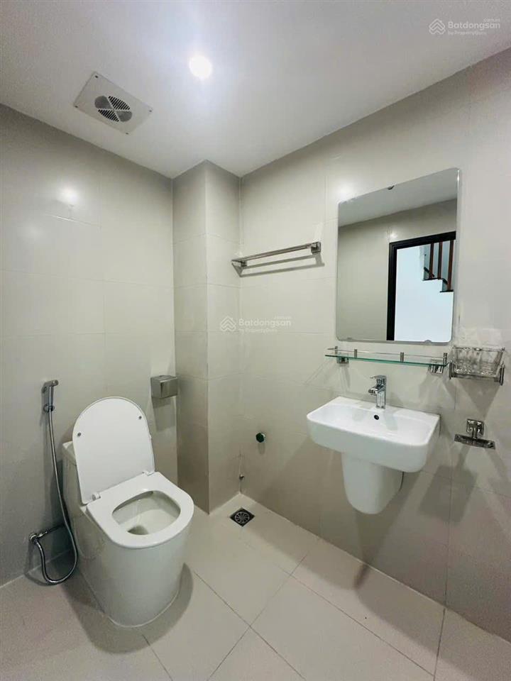 Bán nhà 3pn, 3wc, 35m2 tại đường 21b,cao viên,giáp p yên nghĩa,đi tt hà đông chỉ 10p giá 2,9 tỷ