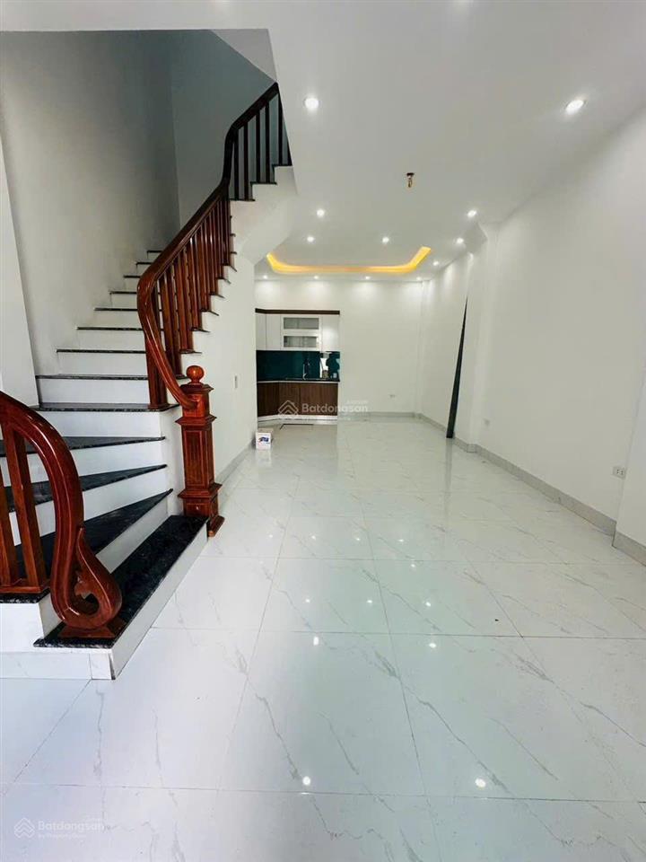 Bán nhà 3pn, 3wc, 35m2 tại đường 21b,cao viên,giáp p yên nghĩa,đi tt hà đông chỉ 10p giá 2,9 tỷ