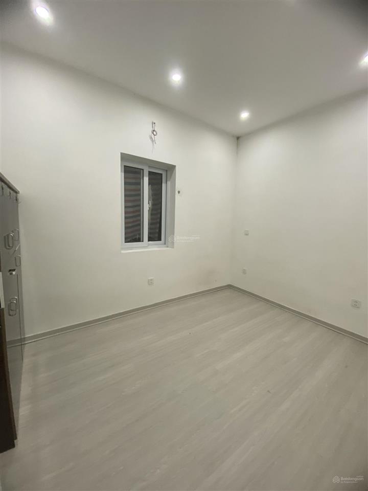 Phân lô chiến thắng văn quán hà đông 46m, 5 t, mt 4m, 15,x tỷ( x bé xíu)ngõ ôtô tránh 2 thoáng