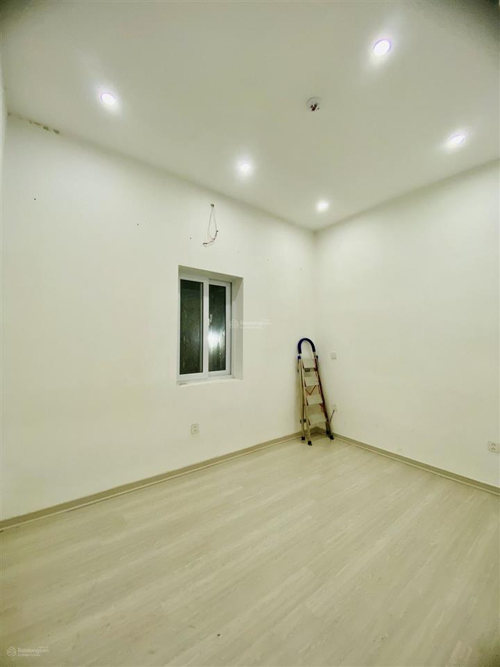 Phân lô chiến thắng văn quán hà đông 46m, 5 t, mt 4m, 15,x tỷ( x bé xíu)ngõ ôtô tránh 2 thoáng