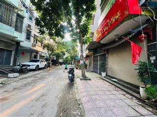 Chính chủ bán nhà đất đường hoàng ngân  thanh xuân 97m2, mt 8m, xây ccmn hái ra tiền