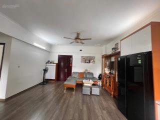 Anh trai em chính chủ cần bán 68m2 toà ct4b linh đàm giá rẻ