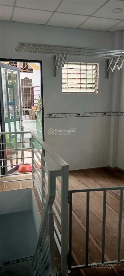 Bán nhà hẻm 23,7m2 chính chủ đường tôn thất thuyết, phường 18, quận 4