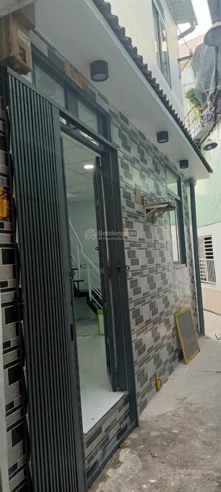 Bán nhà hẻm 23,7m2 chính chủ đường tôn thất thuyết, phường 18, quận 4