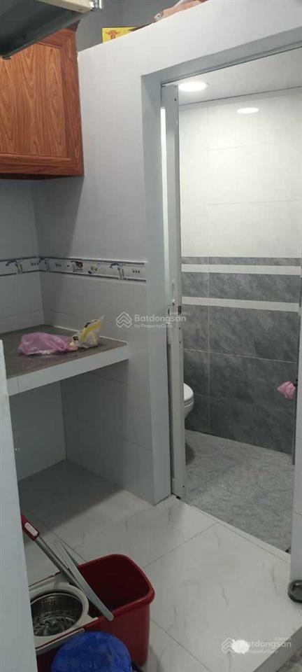 Bán nhà hẻm 23,7m2 chính chủ đường tôn thất thuyết, phường 18, quận 4