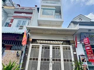 Bán nhà đúc 3,5 tấm ở liền hxh 1/ đường hương lộ 2  bình tân.