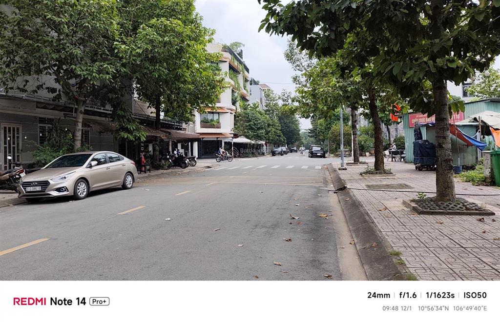 Bán gấp đất mặt tiền đường d4 khu d2d biên hòa chỉ 7.5tỷ