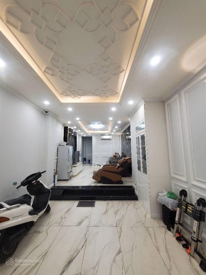 Bán nhà mặt tiền kinh doanh miếu nổi, phan xích long, 60m2, 5 tầng, 17,9 tỷ thương lượng