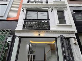 Nhà hẻm xe tải sát mặt tiền trung tâm bình thạnh 4 tầng mới  ngang 4,4m  nhà full nội thất ở ngay
