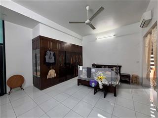 Lô góc 3 mặt thoáng, 2 khối nhà độc lập, 218m2, đông quan, giá 47 tỷ