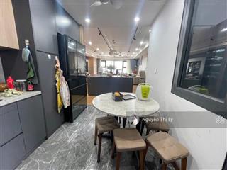 Bán căn hộ duy tân  138m  3pn  full nội thất  ở ngay  view cực thoáng  giá 12.46 tỷ