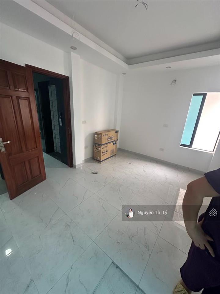 Ccmn lô góc ngoạ long ngõ thông 6 tầng thang máy 40m 15.2 tỷ (đtl1520327)