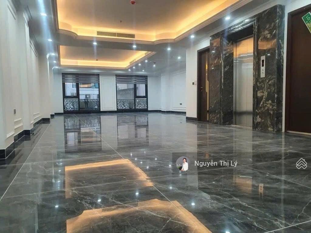 Siêu phẩm building nguyễn hoàng 8t thang máy + hầm mặt tiền 8m vỉa hè 2 oto đồ cao cấp (hcg5010065)