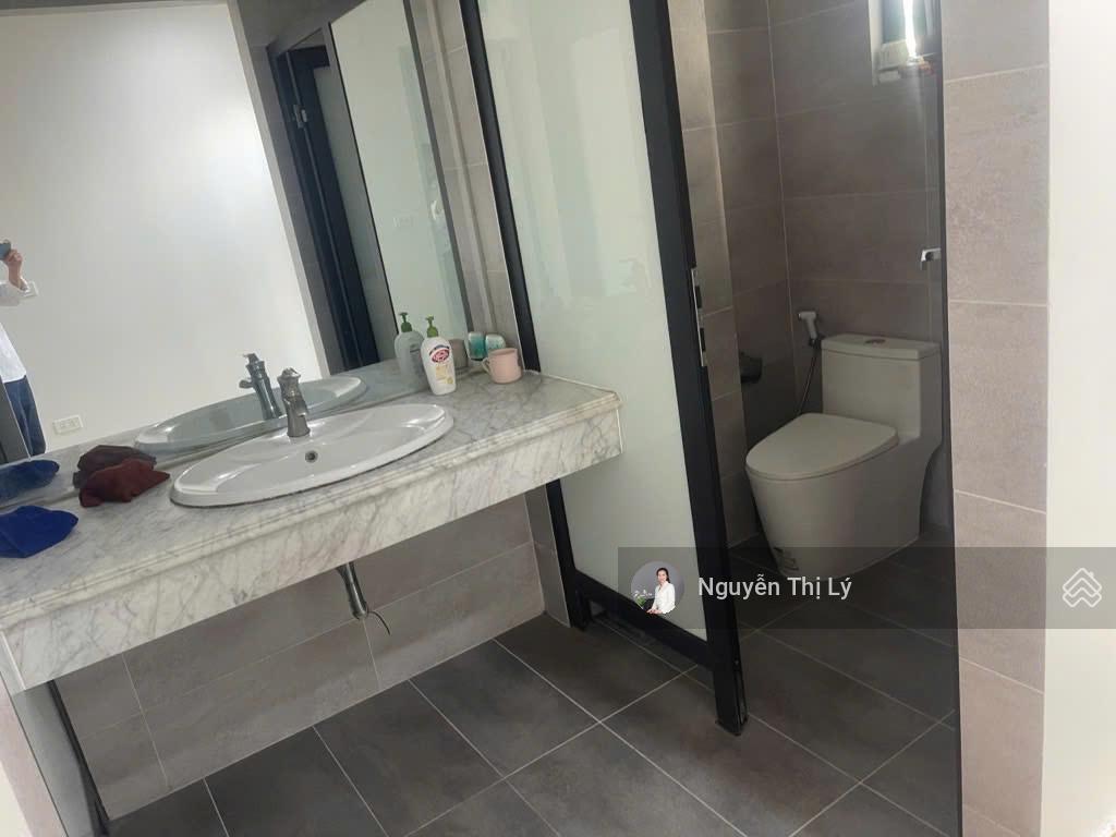 Chính chủ bán tòa nhà 9 tầng mặt phố trần quốc vượng mặt tiền quyền lực vị trí sầm uất (hcg5010063)