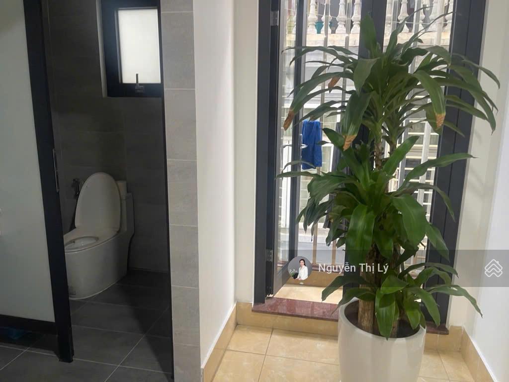 Chính chủ bán tòa nhà 9 tầng mặt phố trần quốc vượng mặt tiền quyền lực vị trí sầm uất (hcg5010063)