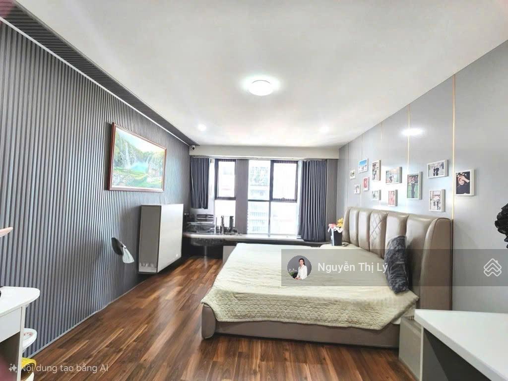 Chính chủ bán căn hộ goldmark hồ tùng mậu, căn góc,  3 phòng ngủ, diện tích 135m, có suất ô tô