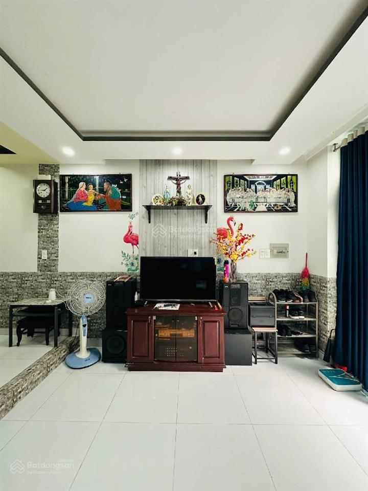 Giảm gấp 500tr. bán nhà 4 tầng, ngang đẹp 4m5, kdc bùi minh trực, quận 8