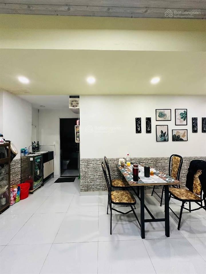 Giảm gấp 500tr. bán nhà 4 tầng, ngang đẹp 4m5, kdc bùi minh trực, quận 8