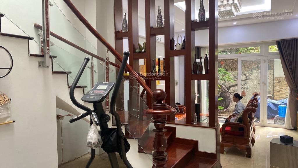 Gấp rẻ 2 tỷ. bán nhà mặt tiền ngang khủng 8m x 30m, xây mới cao 4 tầng, đường phạm thế hiển, quận 8