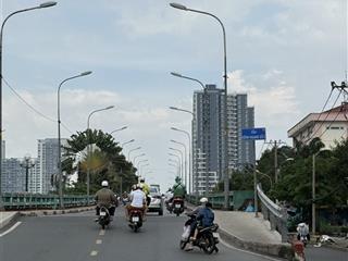 Bán nhà diện tích lớn, tiện xây biệt thự hoặc chdv, dòng tiền 80tr/tháng. gần cầu chà và, quận 8