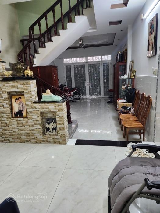 Bán nhà diện tích lớn, tiện xây biệt thự hoặc chdv, dòng tiền 80tr/tháng. gần cầu chà và, quận 8