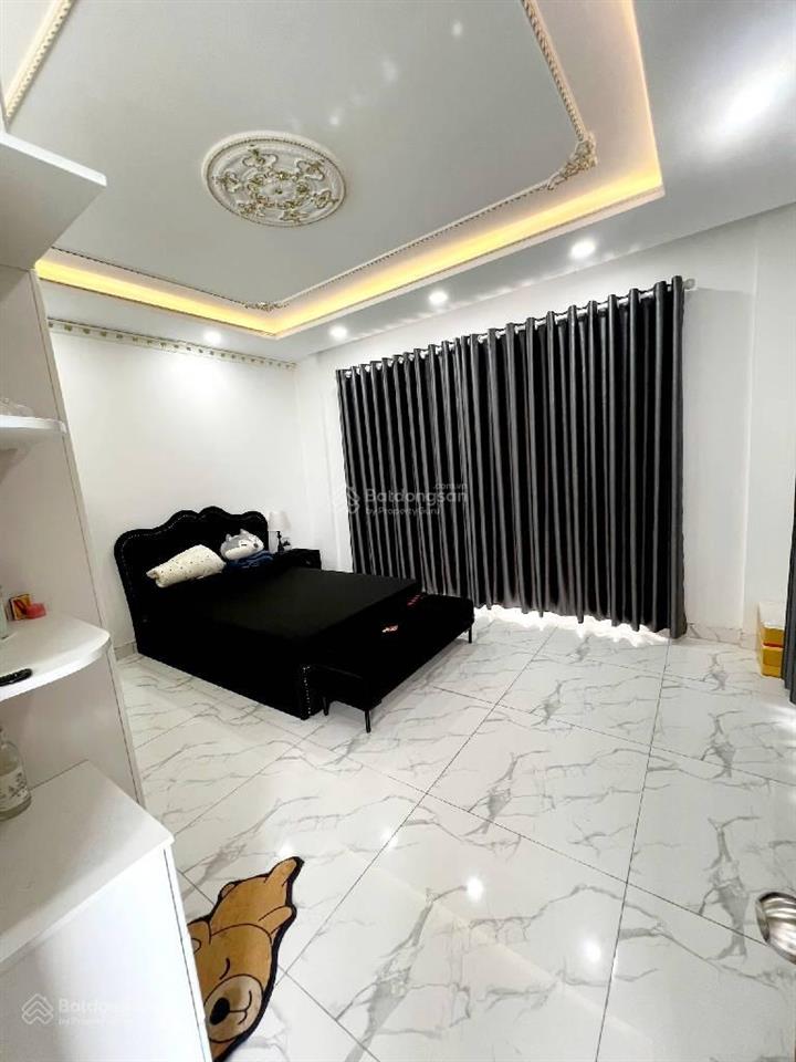 (giảm 2 tỷ) cần bán gấp nhà mặt tiền đường ba đình, ngang bề thế  thương lượng chính chủ, quận 8