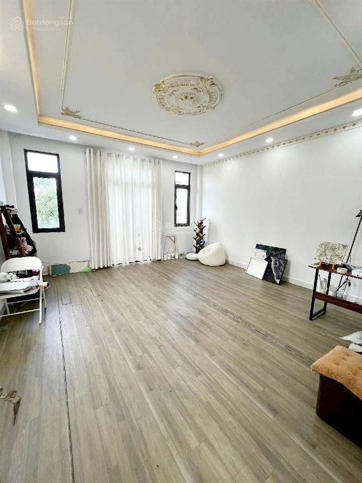 (giảm 2 tỷ) cần bán gấp nhà mặt tiền đường ba đình, ngang bề thế  thương lượng chính chủ, quận 8