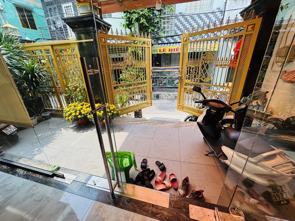 Giảm gấp 2tỷ bán nhà diện tích lớn 110m2, tiện xây mới, ngang 6m, đường bùi minh trực, quận 8