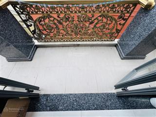 Bán chdv ngang khủng 6m, diện tích lớn 94m2, khai thác dòng tiền 4050tr/tháng. còn tl mạnh. quận 8