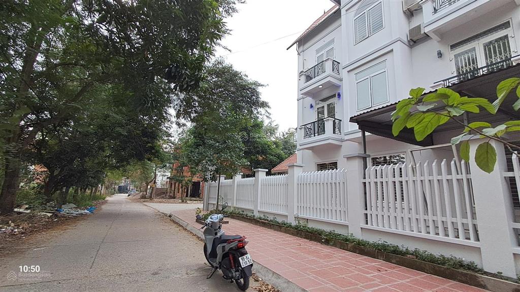 Biệt thự sân vườn, đồng xép, hoàn sơn, tiên du, bắc ninh 230m2, 3 tầng, full nội thất