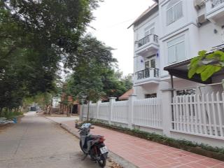 Biệt thự sân vườn, đồng xép, hoàn sơn, tiên du, bắc ninh 230m2, 3 tầng, full nội thất