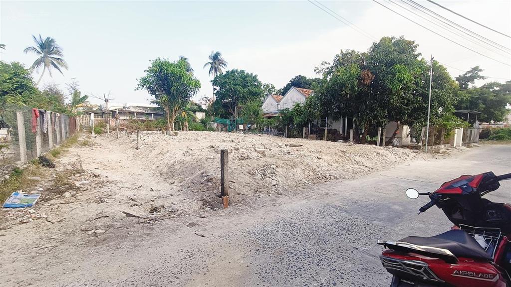 Chuyên đất biển dốc lết ninh hóa. 282m2 ngang 12m. tại dốc lết, ninh hải. cách biển 100m