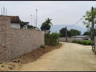 Bán lô đất đẹp. dt 1620m có 100m thổ cư. đường to. vị trí trung tâm. sổ hồng sẵn cc. giá 2,x tỷ
