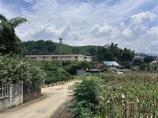 Bán lô 1090m2 có 150m2 thổ cư. view nghỉ dưỡng, bám đường betong, ô tô tránh. ba vì. giá 2,x tỷ